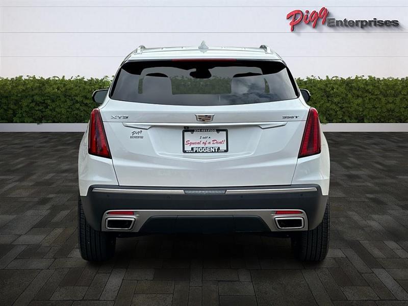 used 2022 Cadillac XT5 car, priced at $29,988