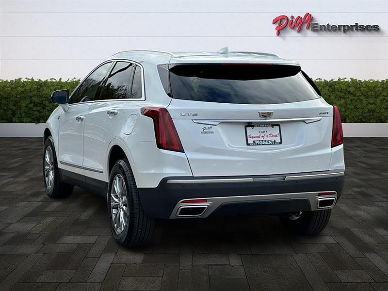 used 2022 Cadillac XT5 car, priced at $29,988