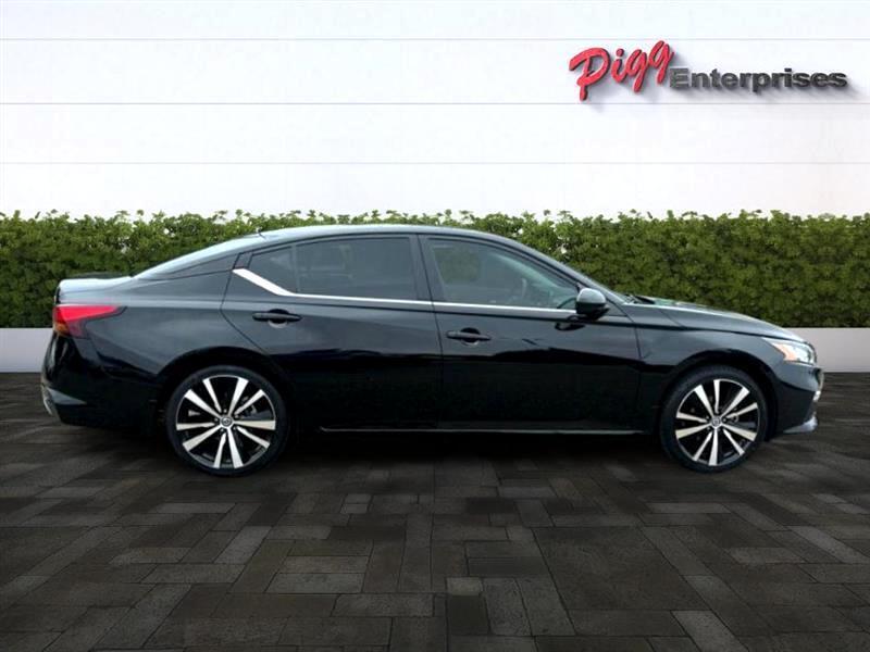 used 2022 Nissan Altima car, priced at $22,944