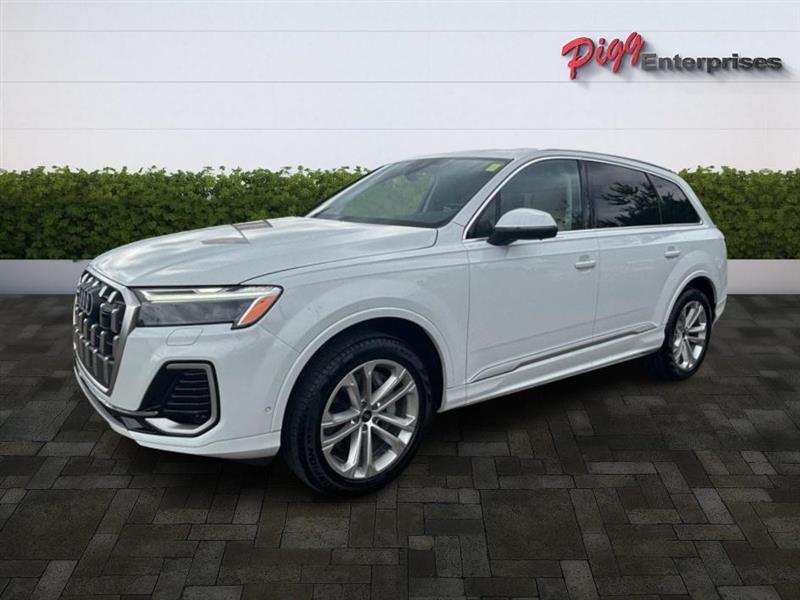 used 2025 Audi Q7 car, priced at $50,921