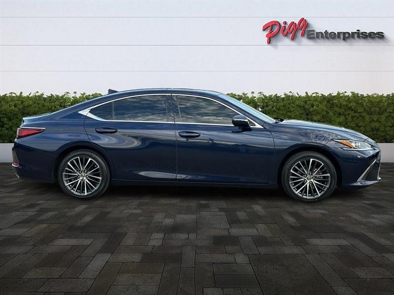 used 2022 Lexus ES 350 car, priced at $35,955