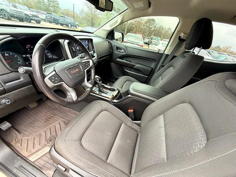 used 2022 GMC Canyon car, priced at $26,944