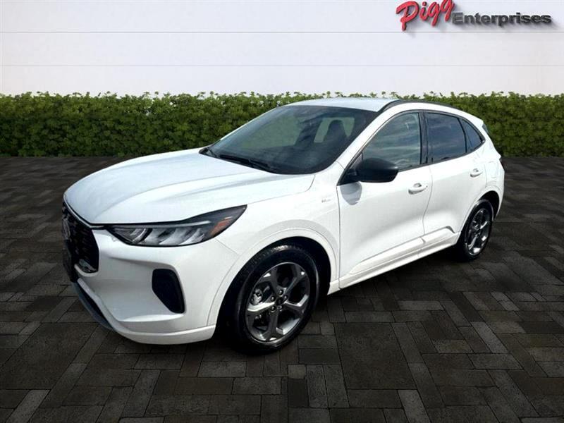 used 2023 Ford Escape car, priced at $25,577