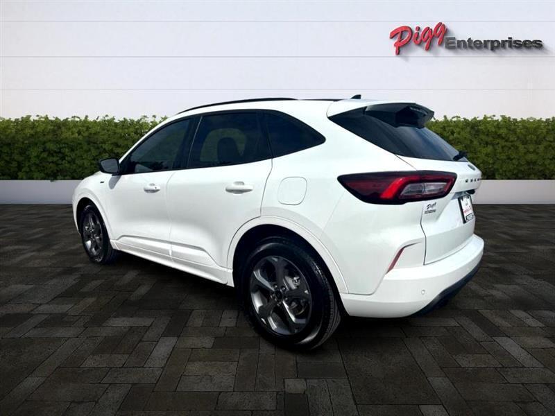 used 2023 Ford Escape car, priced at $25,577