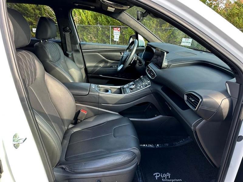 used 2022 Hyundai Santa Fe car, priced at $25,966