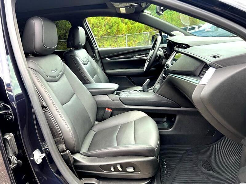 used 2021 Cadillac XT5 car, priced at $31,866