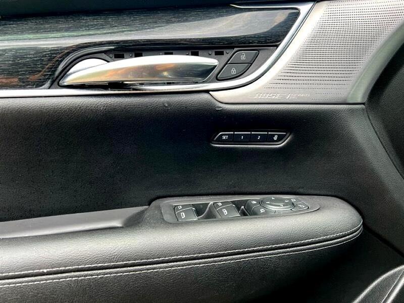 used 2021 Cadillac XT5 car, priced at $31,866