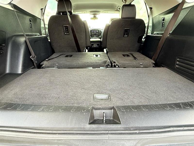 used 2021 Chevrolet Traverse car, priced at $21,833