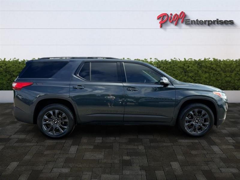 used 2021 Chevrolet Traverse car, priced at $21,833