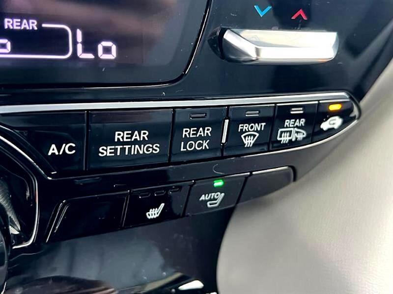 used 2023 Acura MDX car, priced at $41,966