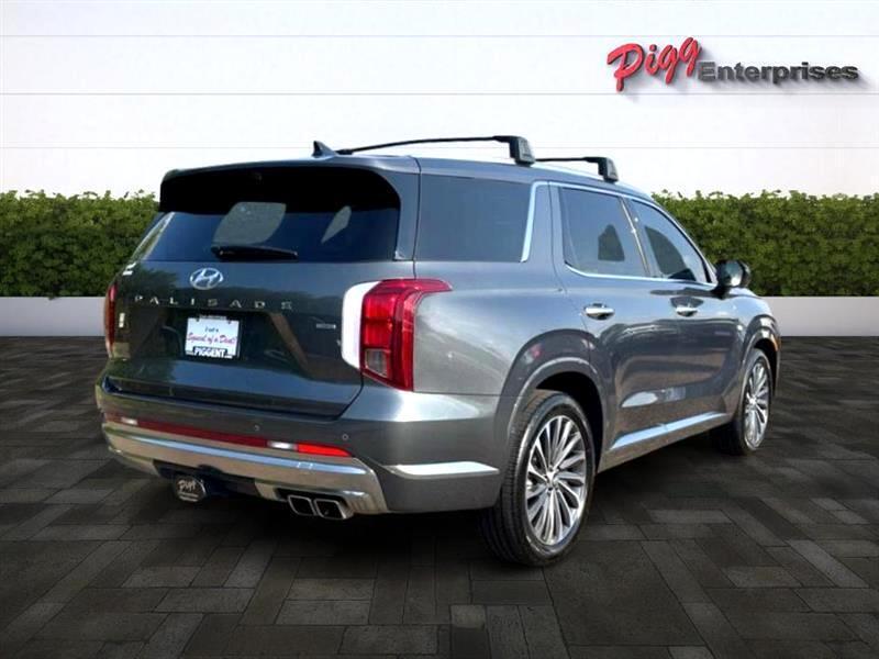used 2025 Hyundai Palisade car, priced at $46,931