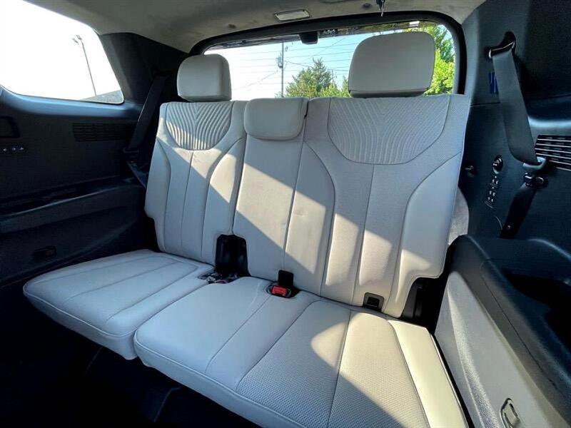 used 2025 Hyundai Palisade car, priced at $46,931