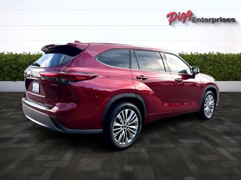 used 2022 Toyota Highlander Hybrid car, priced at $44,966