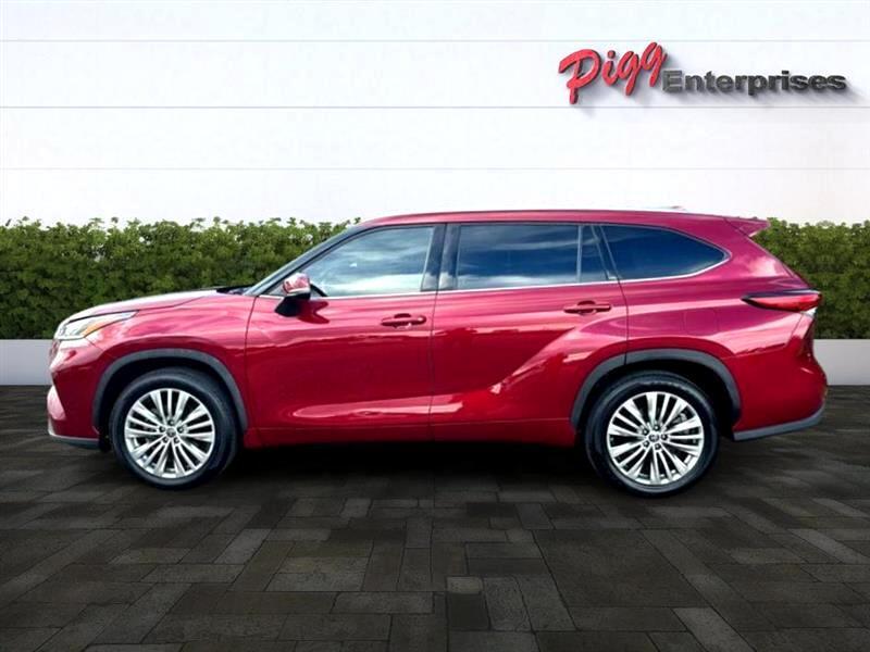 used 2022 Toyota Highlander Hybrid car, priced at $44,966