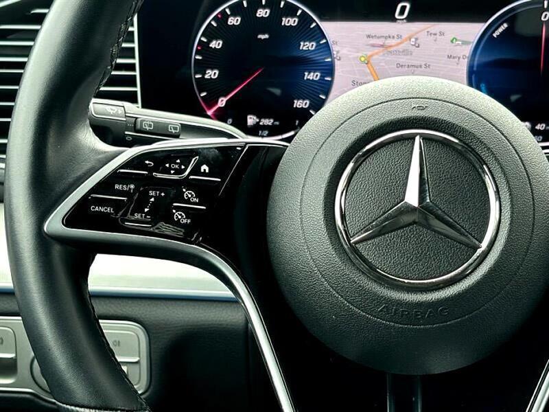 used 2024 Mercedes-Benz GLE 450 Plug-In Hybrid car, priced at $60,688