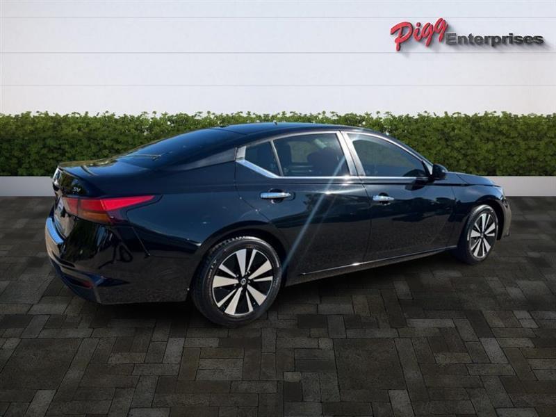 used 2022 Nissan Altima car, priced at $20,933