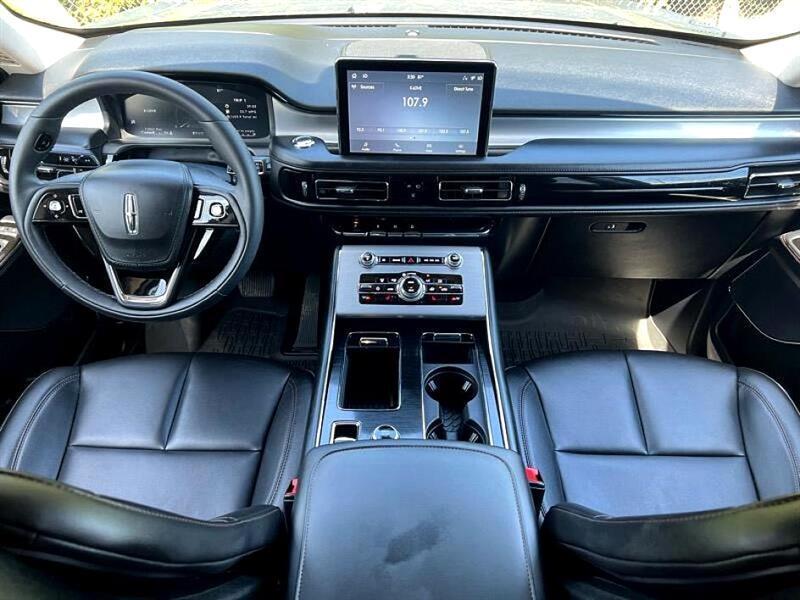 used 2022 Lincoln Aviator car, priced at $40,944