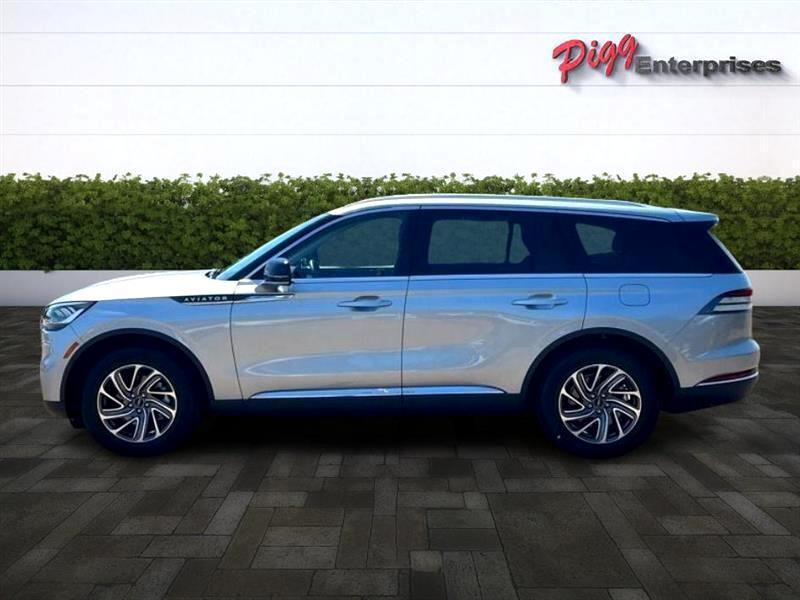 used 2022 Lincoln Aviator car, priced at $40,944