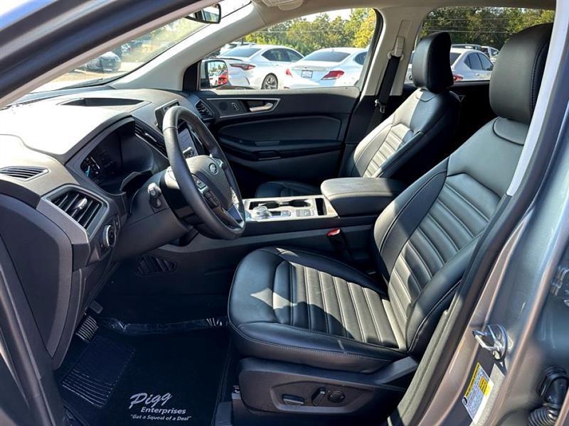 used 2024 Ford Edge car, priced at $30,988