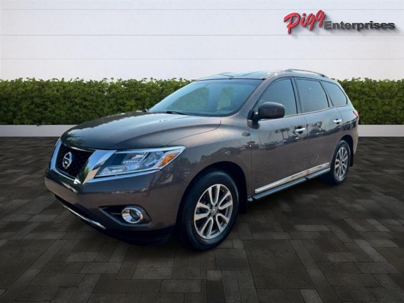 used 2016 Nissan Pathfinder car, priced at $13,917