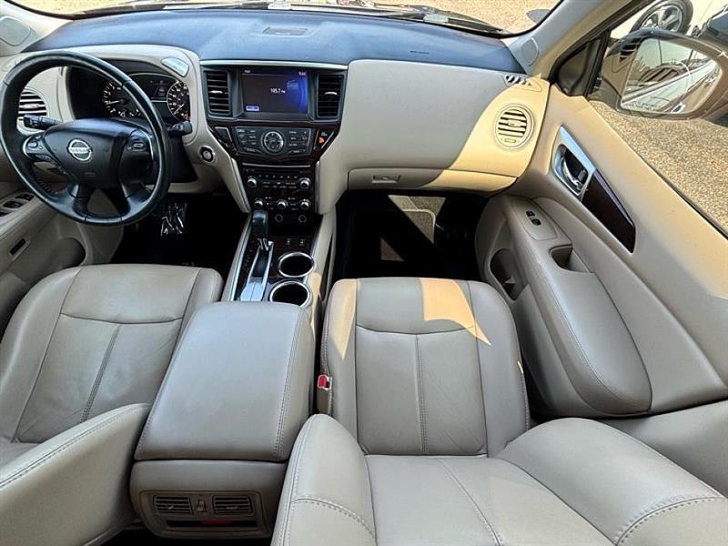 used 2016 Nissan Pathfinder car, priced at $13,917