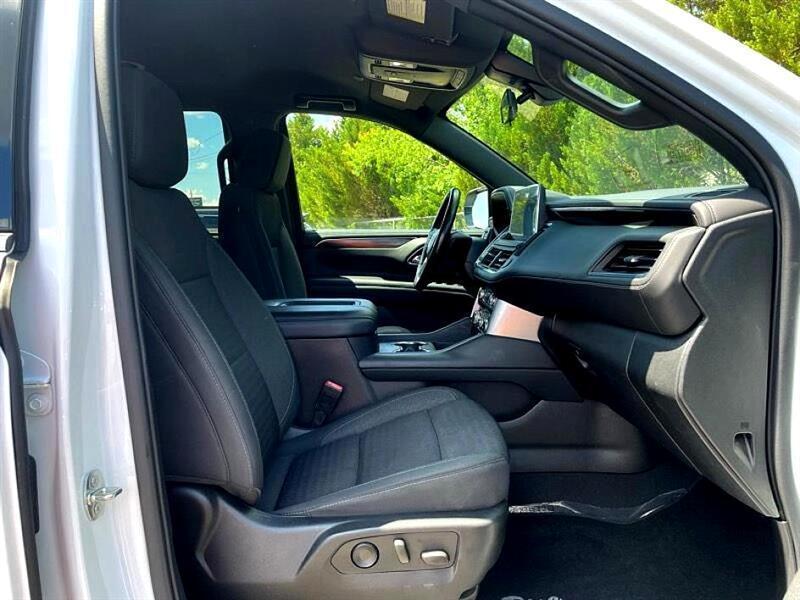 used 2022 GMC Yukon car, priced at $43,966