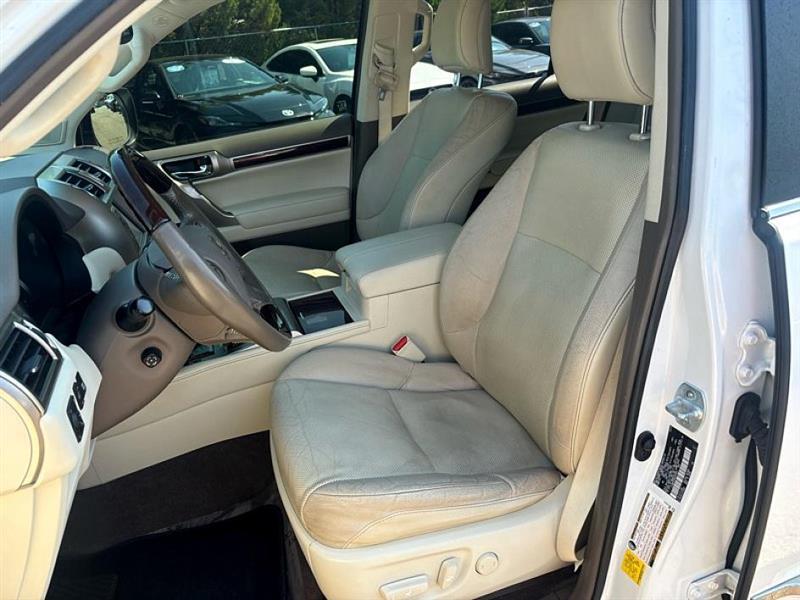 used 2019 Lexus GX 460 car, priced at $31,988