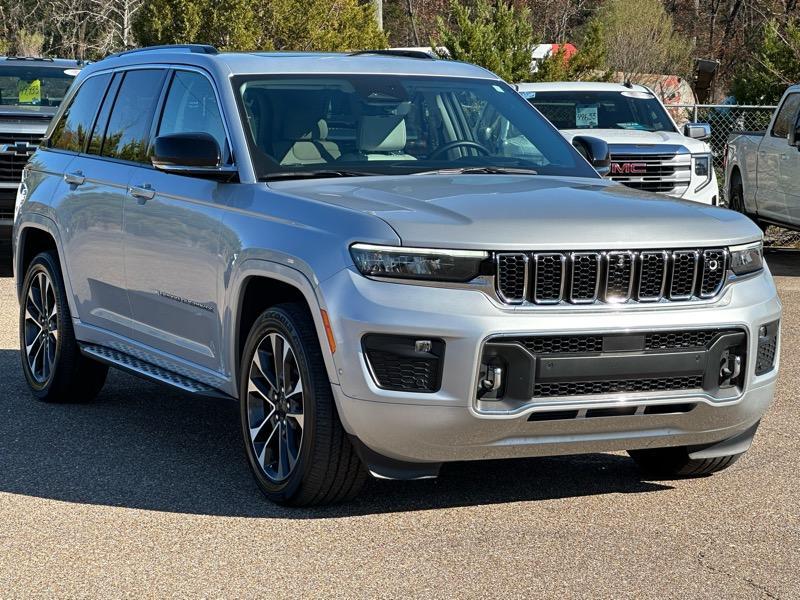 used 2022 Jeep Grand Cherokee car, priced at $40,988