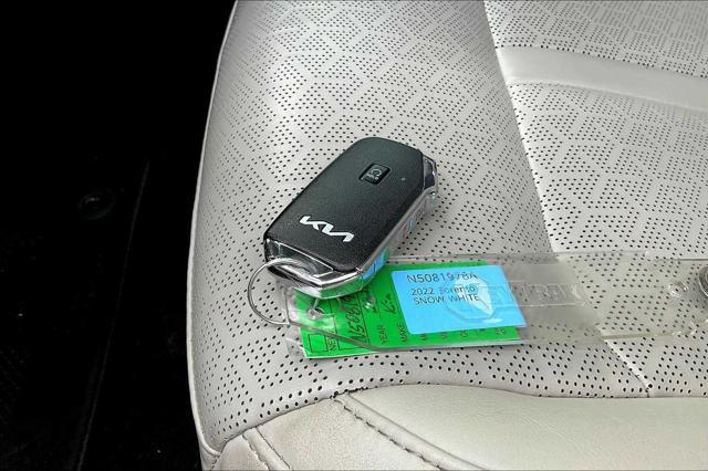 used 2022 Kia Sorento Hybrid car, priced at $23,950