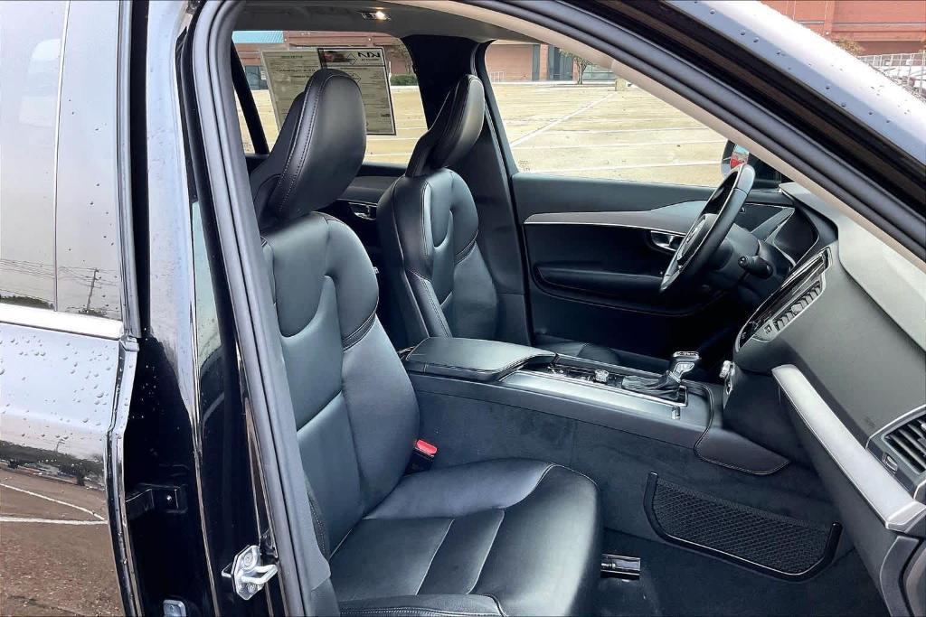 used 2021 Volvo XC90 car, priced at $26,898