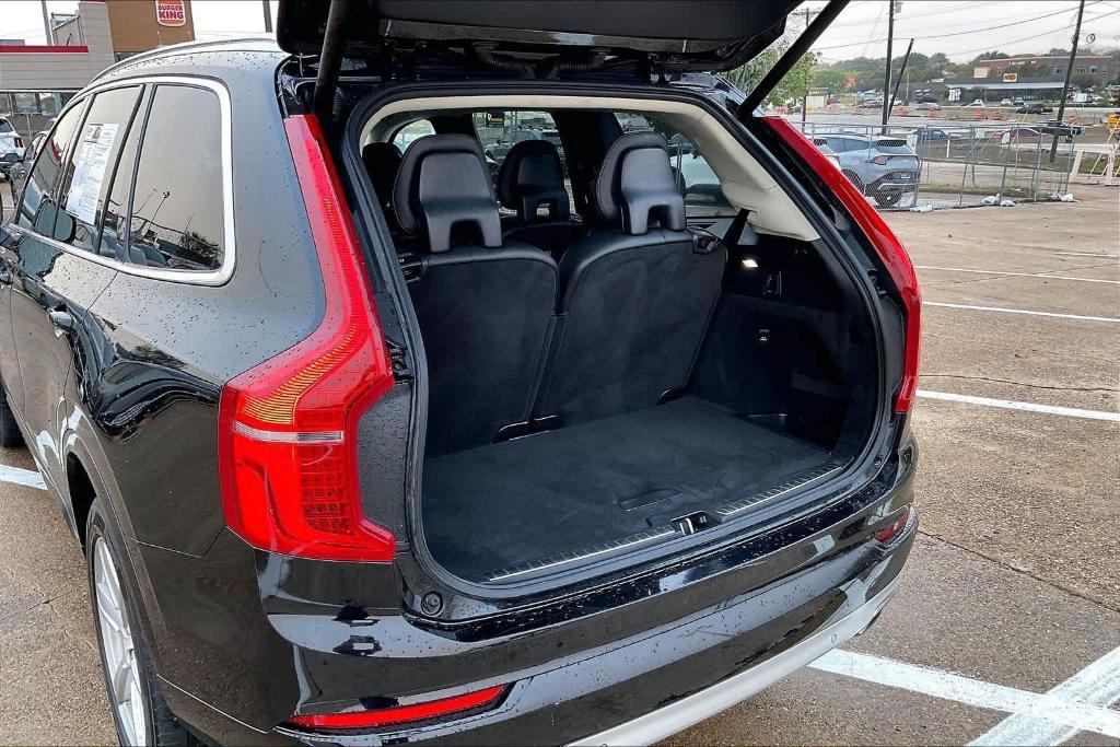 used 2021 Volvo XC90 car, priced at $26,898