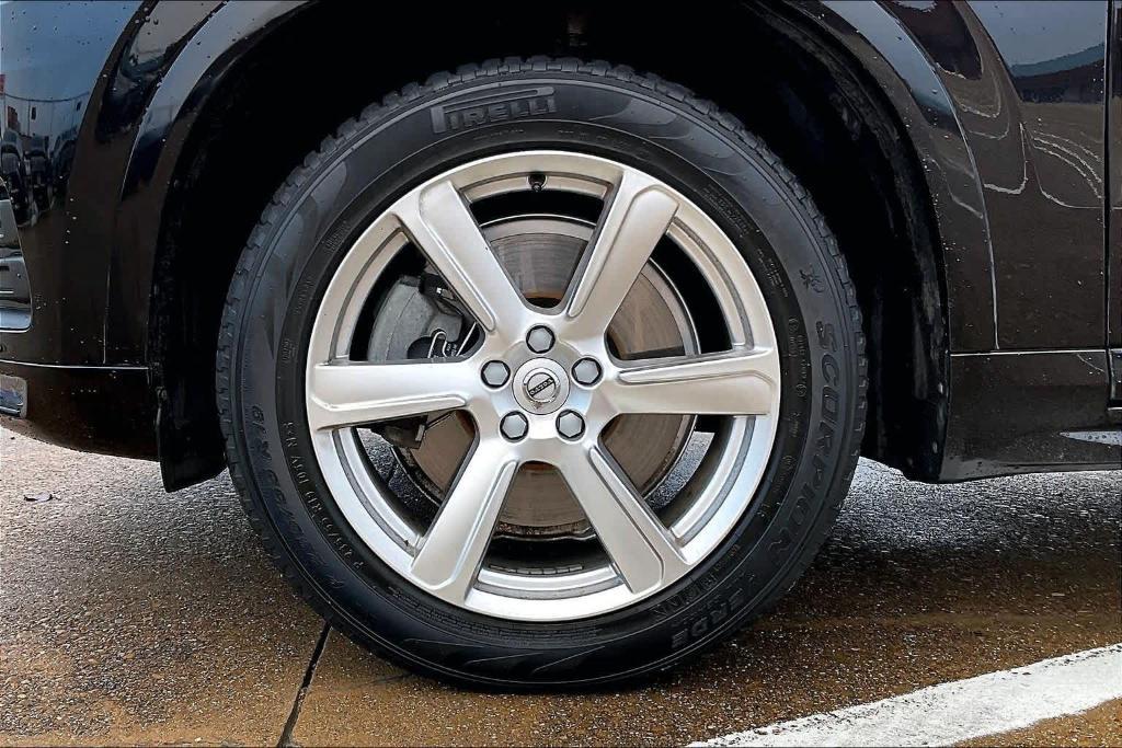 used 2021 Volvo XC90 car, priced at $26,898