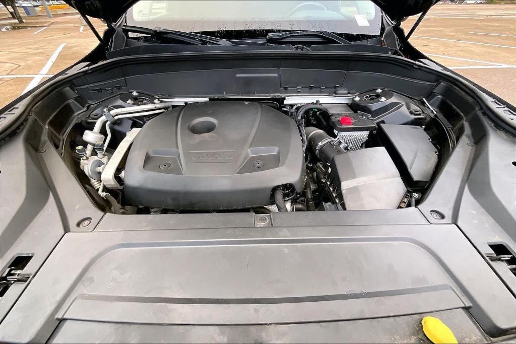 used 2021 Volvo XC90 car, priced at $26,898
