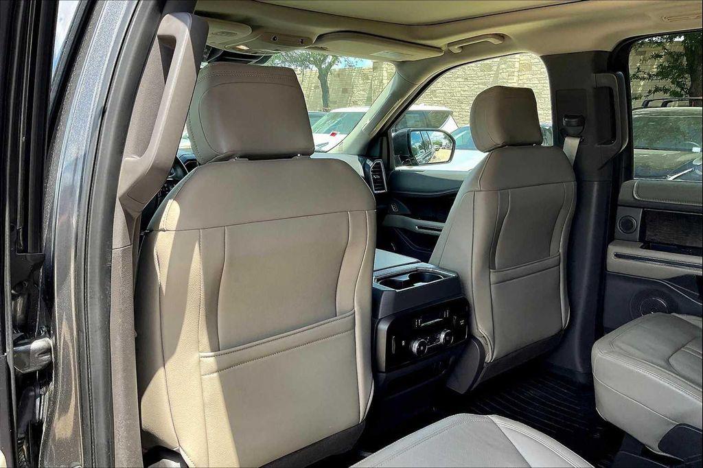 used 2018 Ford Expedition car, priced at $22,389