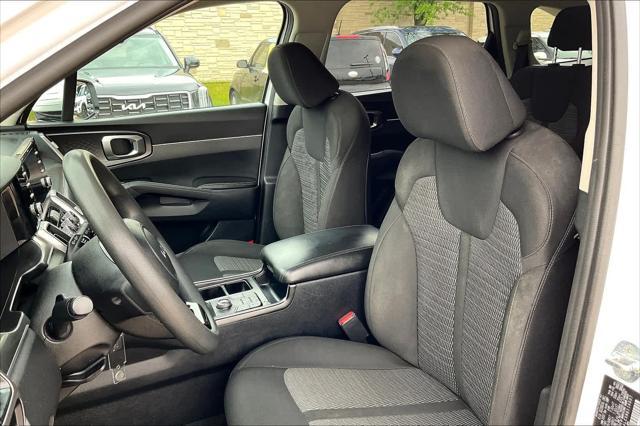 used 2022 Kia Sorento car, priced at $22,467
