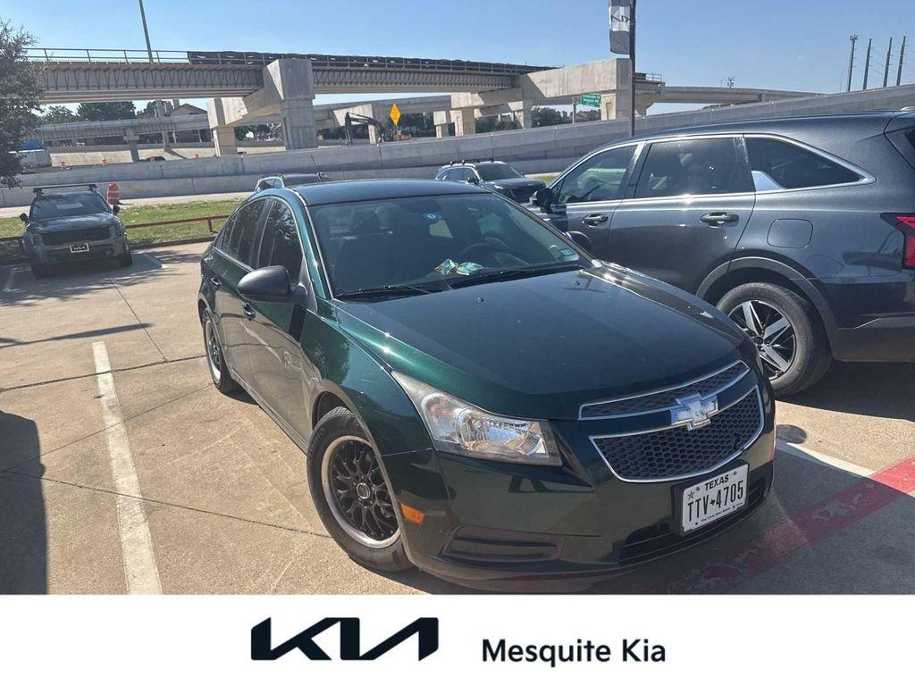 used 2014 Chevrolet Cruze car, priced at $6,250