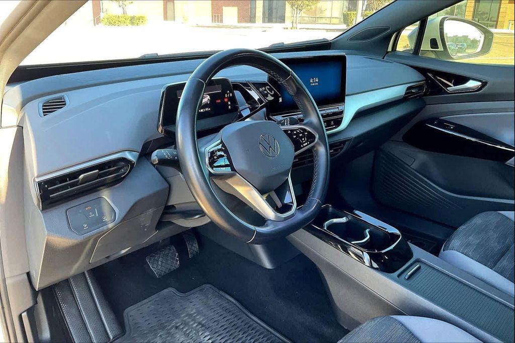used 2021 Volkswagen ID.4 car, priced at $17,698