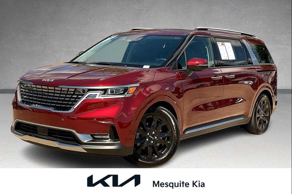 used 2023 Kia Carnival car, priced at $41,993