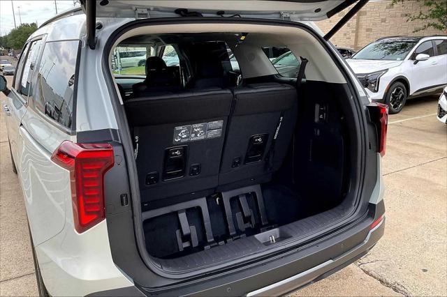 used 2025 Kia Carnival car, priced at $52,789