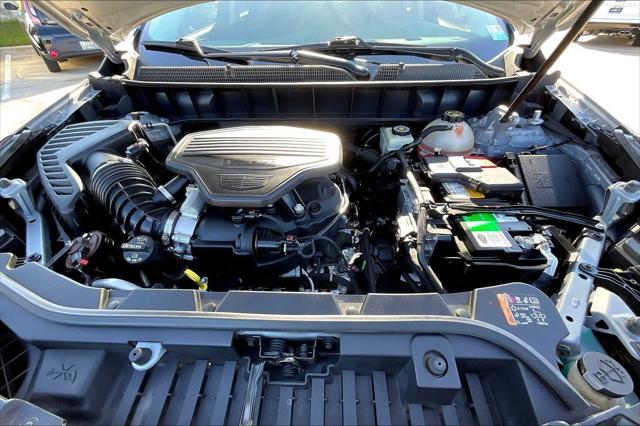 used 2018 Cadillac XT5 car, priced at $18,589