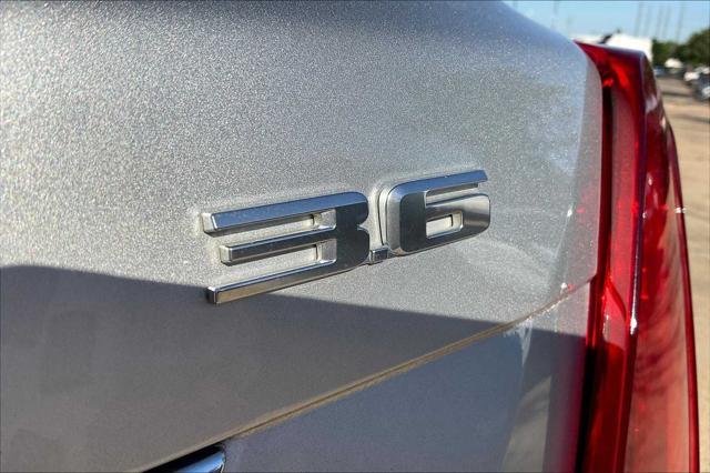 used 2018 Cadillac XT5 car, priced at $18,589