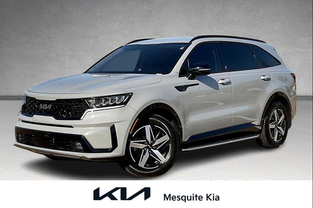 used 2023 Kia Sorento car, priced at $30,209