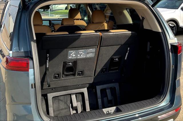 used 2024 Kia Carnival car, priced at $38,295