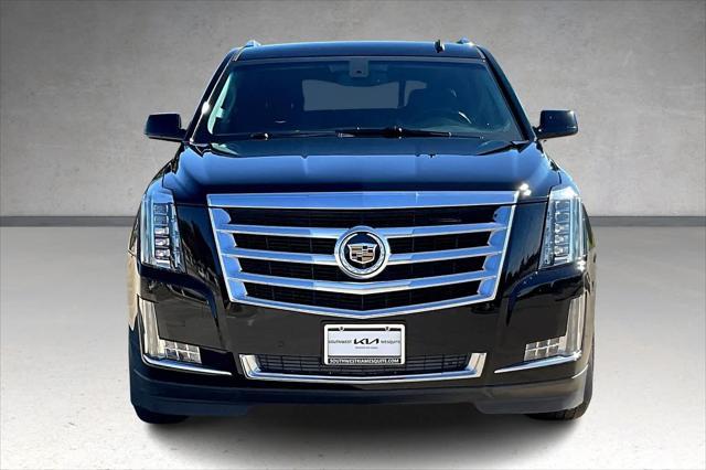 used 2015 Cadillac Escalade ESV car, priced at $28,893