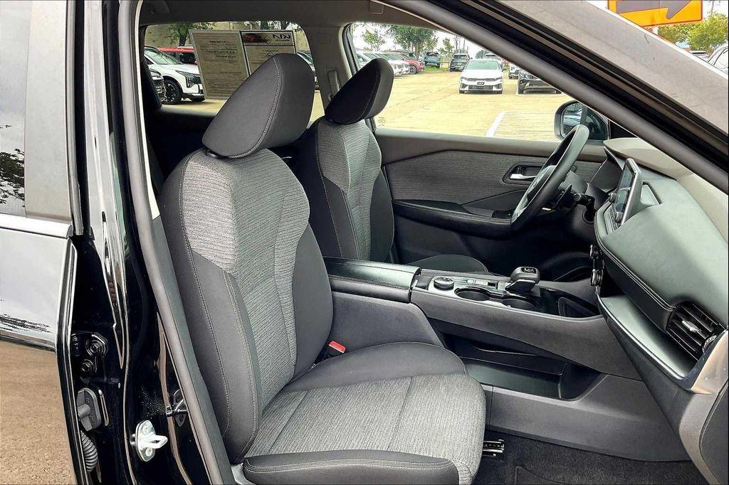 used 2022 Nissan Rogue car, priced at $19,597