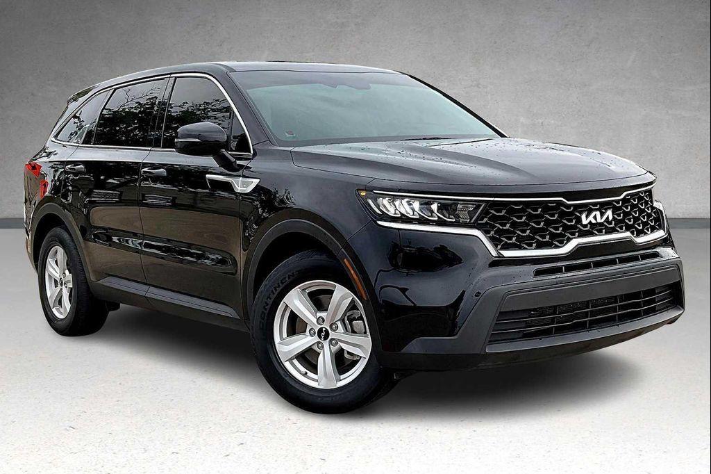 used 2023 Kia Sorento car, priced at $23,867