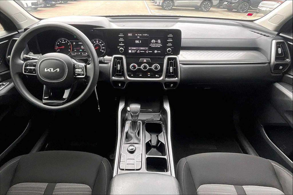 used 2023 Kia Sorento car, priced at $23,867