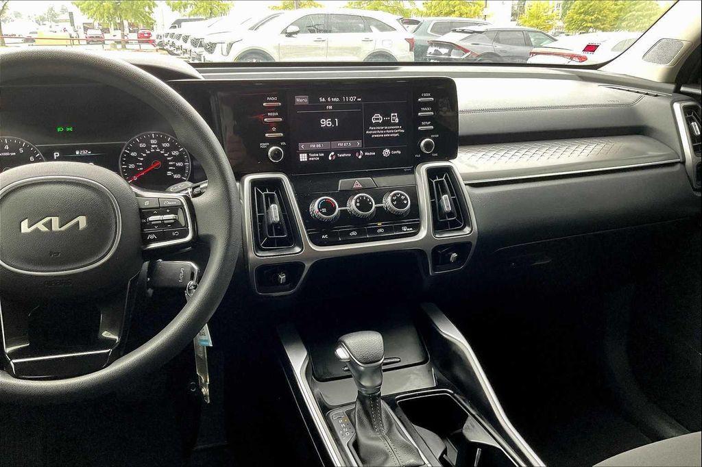 used 2023 Kia Sorento car, priced at $23,867