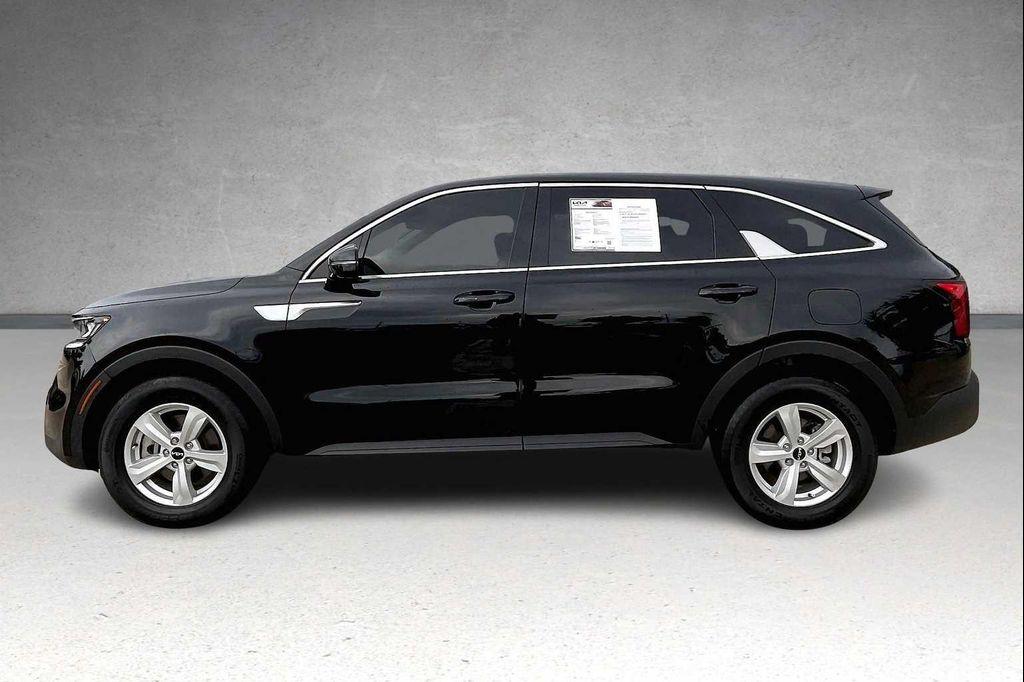 used 2023 Kia Sorento car, priced at $23,867
