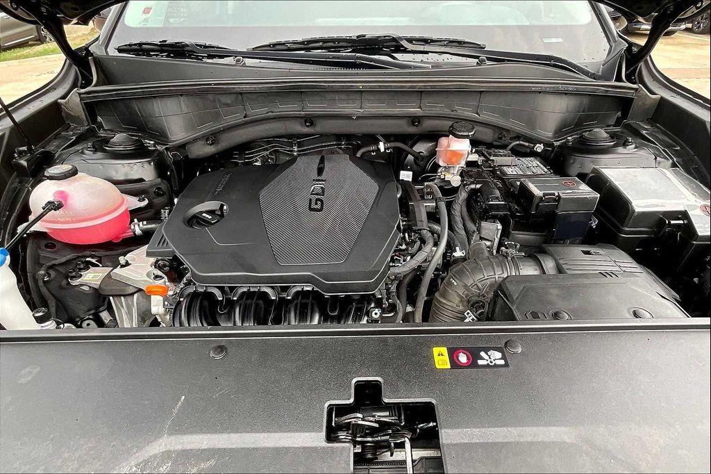 used 2023 Kia Sorento car, priced at $23,867